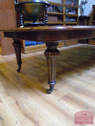 Antieke vergadertafel circa 1860 2