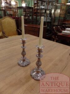 antieke verzilverde Engelse  kandelaren