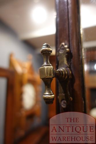 antieke vitrinekast 3