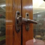 Antieke vitrinekast van eikenhouten 3