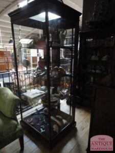 antieke vitrinekast, VERKOCHT
