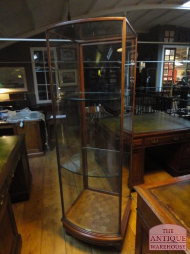 antieke vitrinekast, VERKOCHT