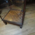 antieke vitrinekast 2