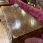 Antieke wortelnoten military chest, ladekast 2