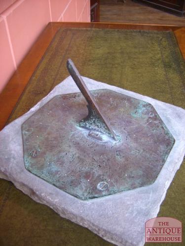 Antieke zonnewijzer 3