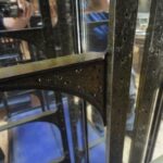 antieke zwart gepolitoerde mahonie vitrine 2