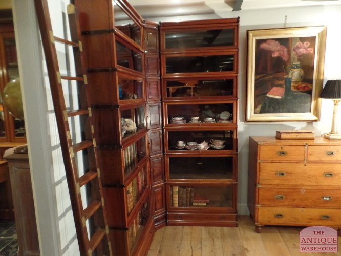 Antieke mahonie hoek Globe Wernicke bibliotheekkast 2