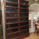 Antieke eiken Globe Wernicke boekenkast met glas-in-lood 3