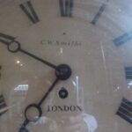 Antieke horlogemaker sign klok 2