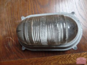 bull eyes lamp voor tegen gevel