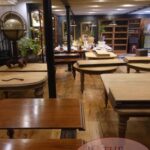 diverse antieke tafels 1