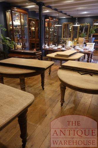 diverse antieke tafels 2