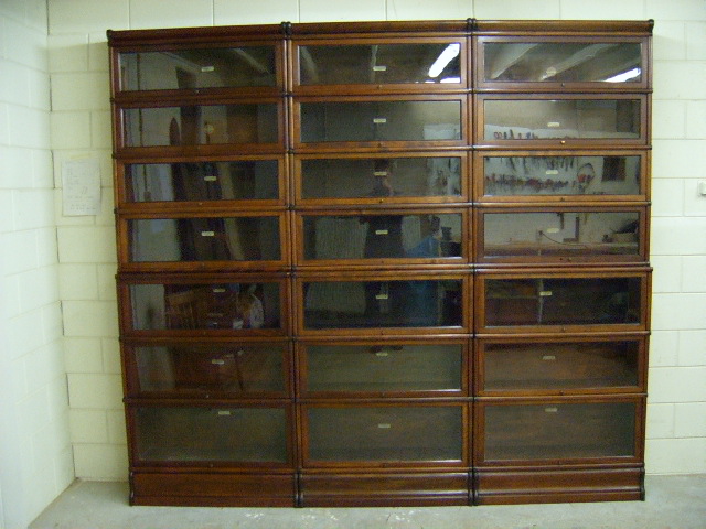 drievoudige mahonie Globe Wernicke, triple original barrister Globe Wernicke bookcases