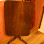 Engelse antieke tilt top tafel 2