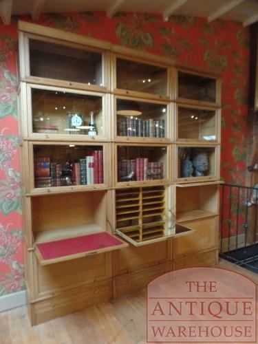 Franse antieke stapelbare boekenkast van eikenhout