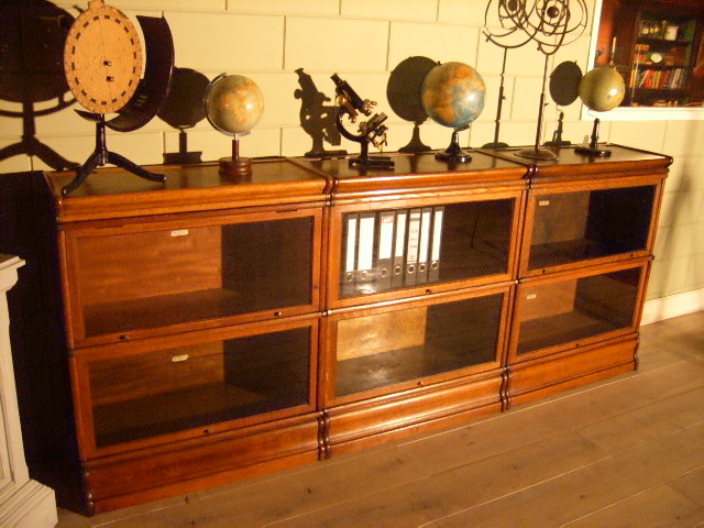 Globe Wernicke kast 2