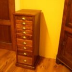 hoog eiken antiek archief/ ladekastje 3