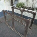 Industrieel gietijzeren tafelonderstel 1