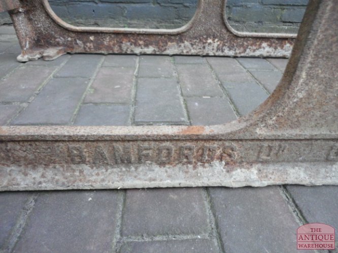 Industrieel gietijzeren tafelonderstel 3