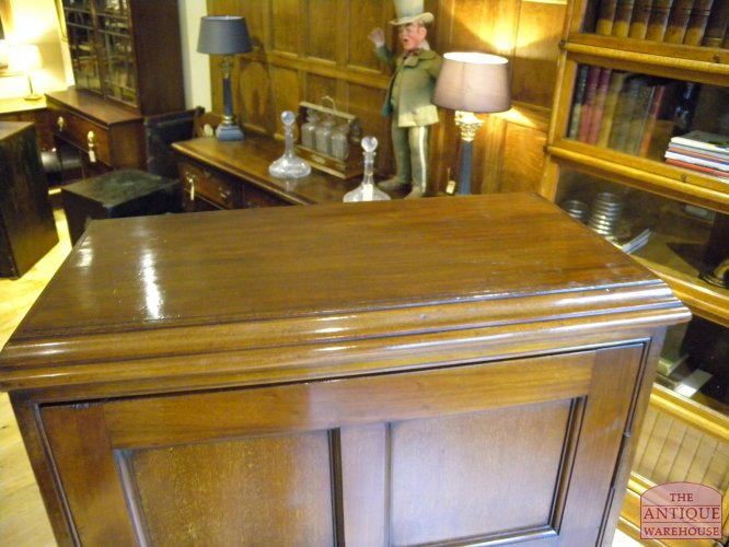 Kleine mahonie boekenkast 2