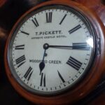 antieke mahonie Engelse pubklok met snek uurwerk 1