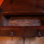 mahonie Engelse antieke etagere 2