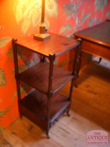 mahonie Engelse antieke etagere 3