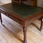 Mahonie partners schrijftafel 2