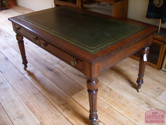 Mahonie partners schrijftafel 2