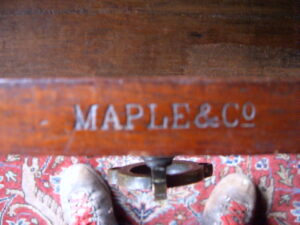 mahonie side table, VERKOCHT