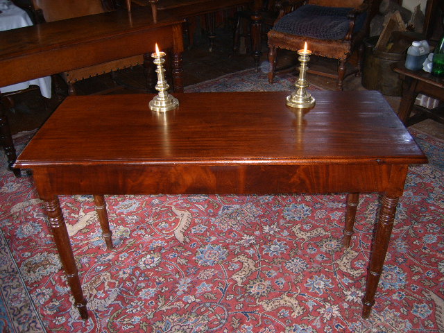 mahonie side -tafel, VERKOCHT