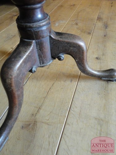 nog ongerestaureerde antieke tilt top tafel 2