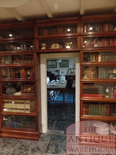 Originele Globe Wernicke Breakfront boekenkast circa
