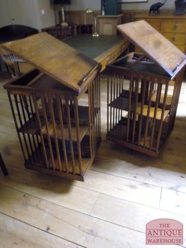 Paar antieke Engelse boekenmolens 2