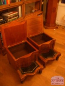 paar bibliotheek trapje, SOLD