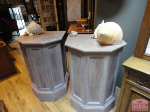 paar eiken "pied de stalles"