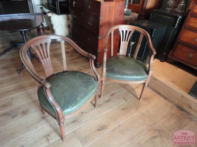 paar Franse noten stoeltjes 3