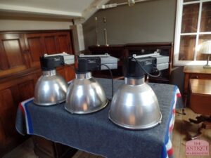 Philips vintage retro fabrieks lamp