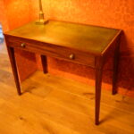 Regency bibliotheektafeltje 3