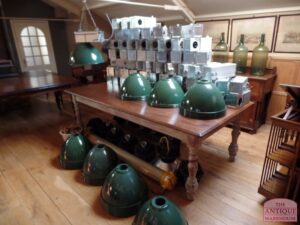 retro  vintage fabrieks lampen