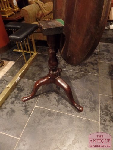 Ronde Mahonie Tilt Top Tafel 2