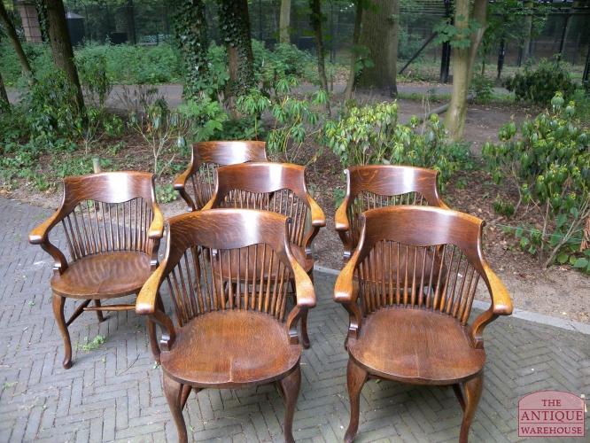 Set van zes antieke bureaustoelen 2