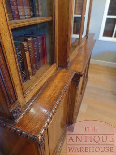 Antieke eikenhouten Engelse breakfront boekenkast uit Lancaster, circa 1840 2