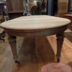 Antieke eikenhouten Engelse ronde uitschuiftafel 1