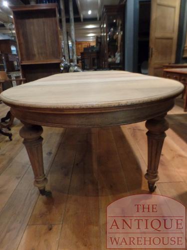 SOLD antieke eikenhouten Engelse ronde uitschuiftafel in eikenhout,   Englischer ausziehbarer Tisch aus antiker Eiche