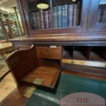 Antieke Engelse boekenkast met schrijfgedeelte 4