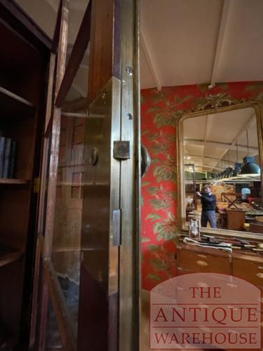 Antieke Engelse boekenkast met schrijfgedeelte 5