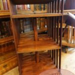 Antieke Engelse mahoniehouten boekenmolen 3