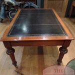 Antieke Engelse mahoniehouten partners schrijftafel circa 1850 2