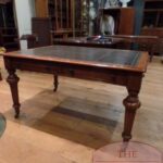 Antieke Engelse mahoniehouten partners schrijftafel circa 1850 3